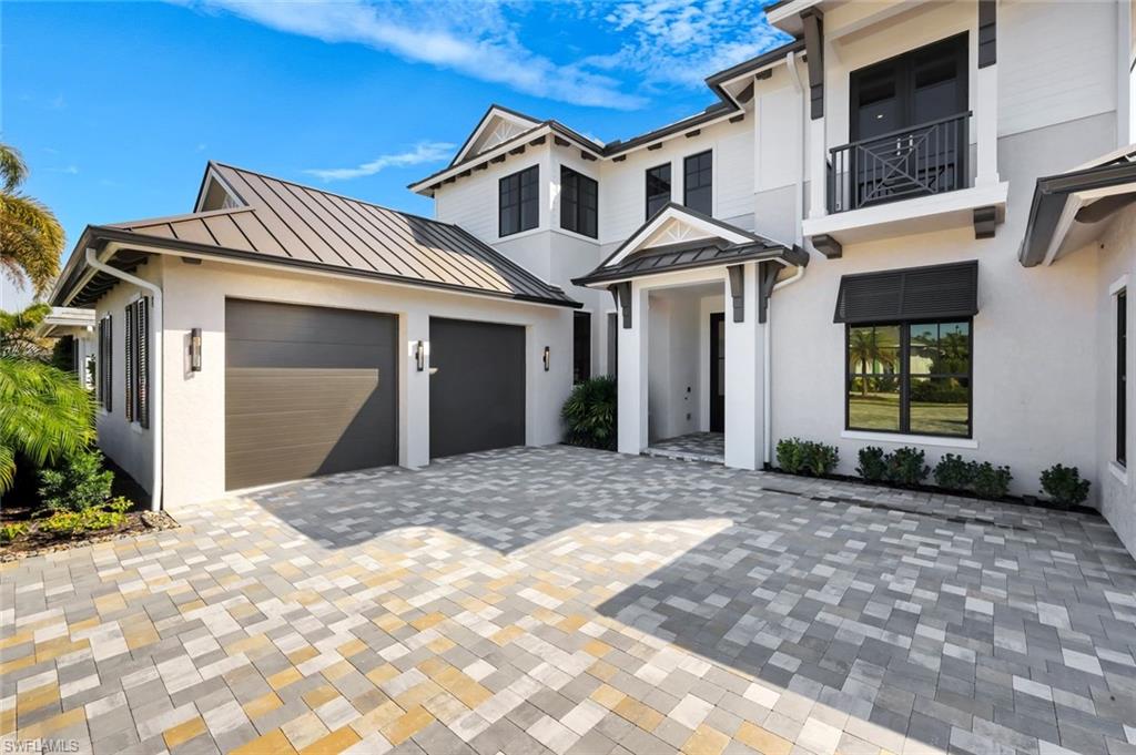 THE ENCLAVE OF DISTINCTION - Residential