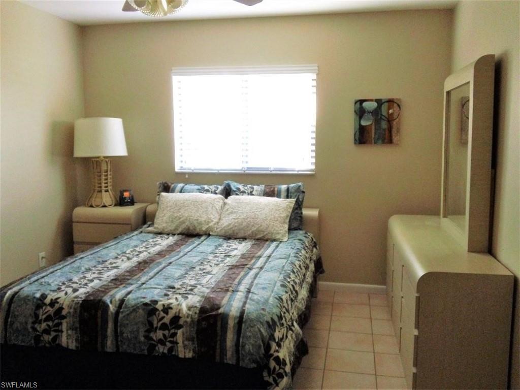 SAN CARLOS PARK - Residential