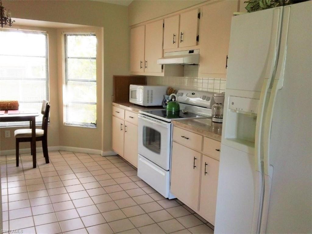 SAN CARLOS PARK - Residential