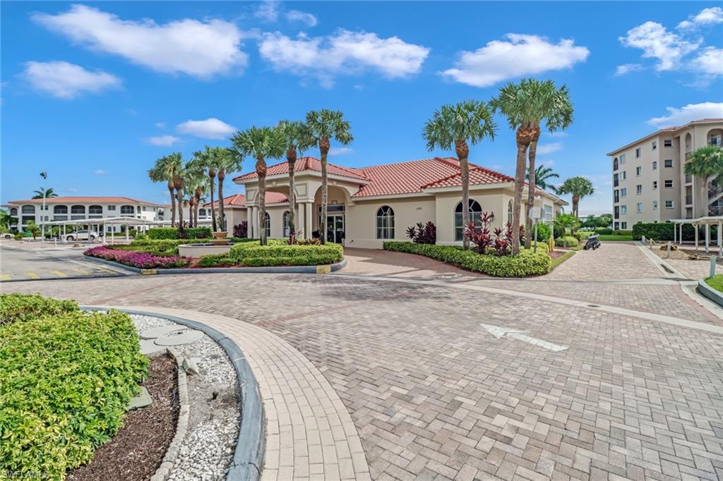 HIGH POINT COUNTRY CLUB - Residential