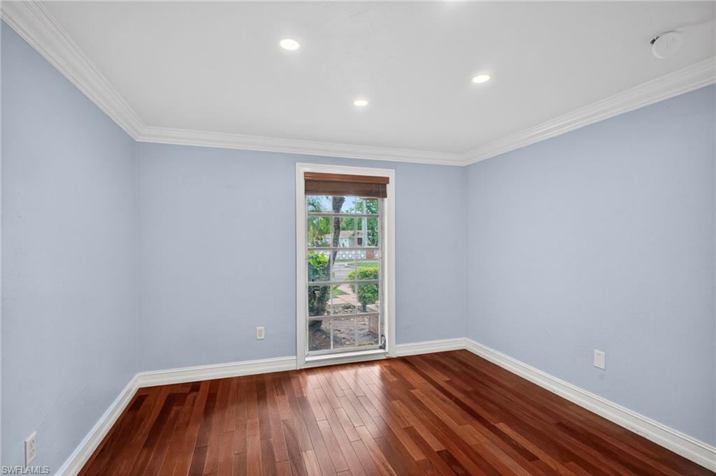 TANGLEWOOD - Residential