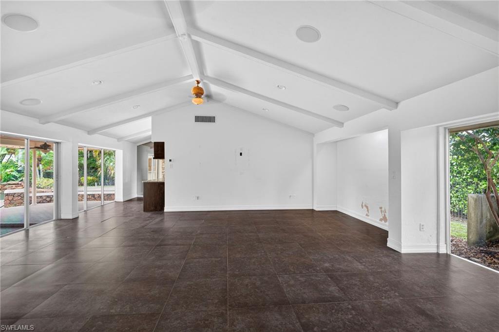 TANGLEWOOD - Residential
