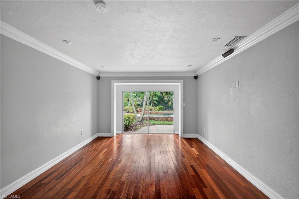 TANGLEWOOD - Residential