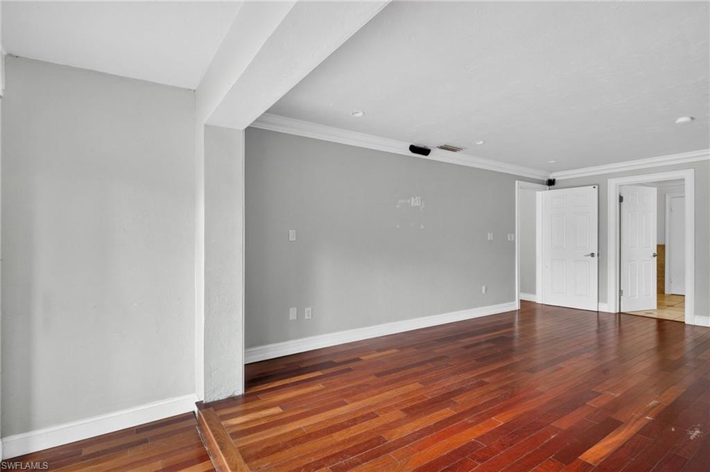 TANGLEWOOD - Residential