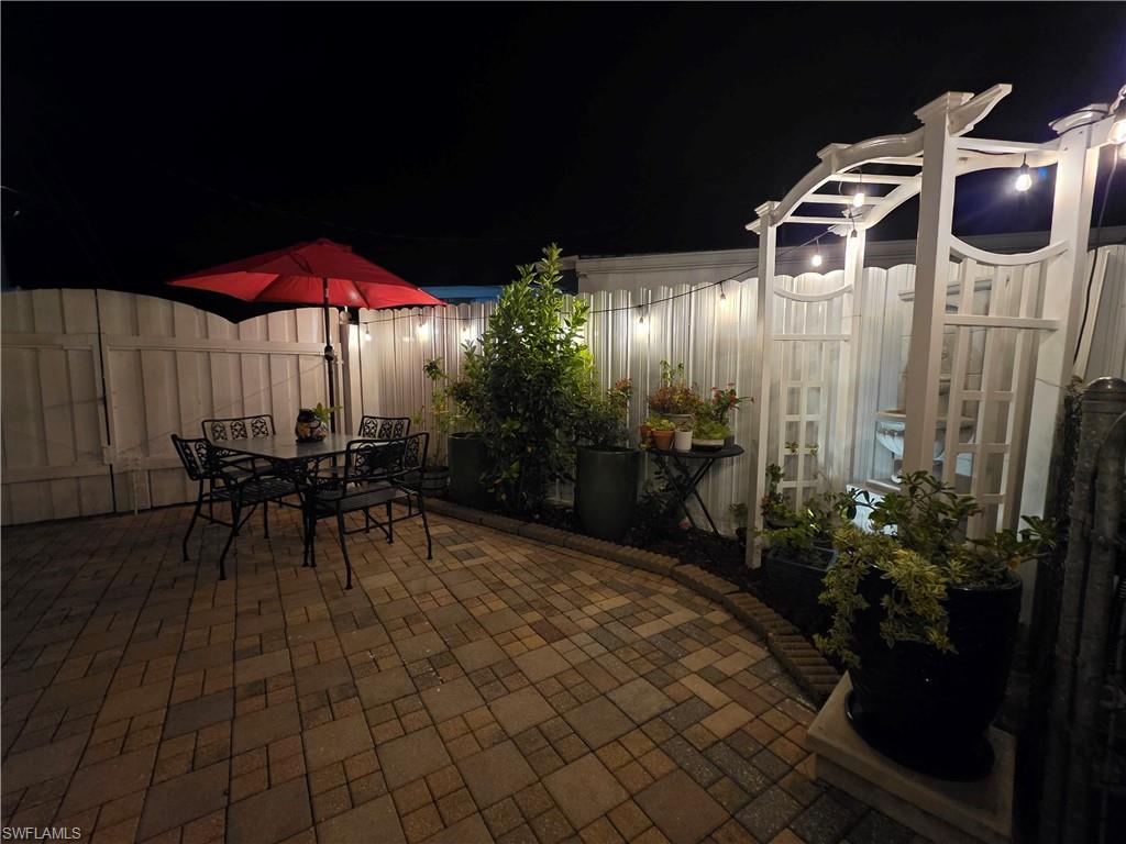GOLDEN GATE CITY - Residential