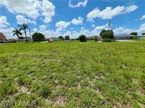 CAPE CORAL - Land