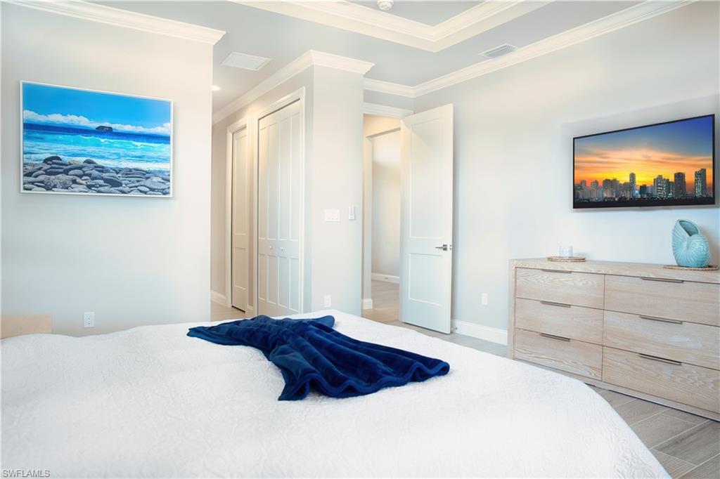 LONG MEADOW - Residential