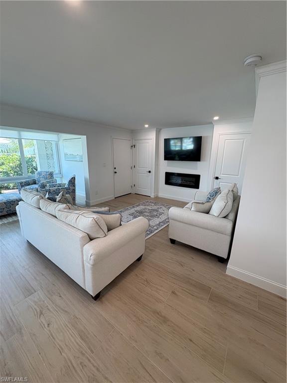 MOORINGS POINT CONDO - Residential Lease