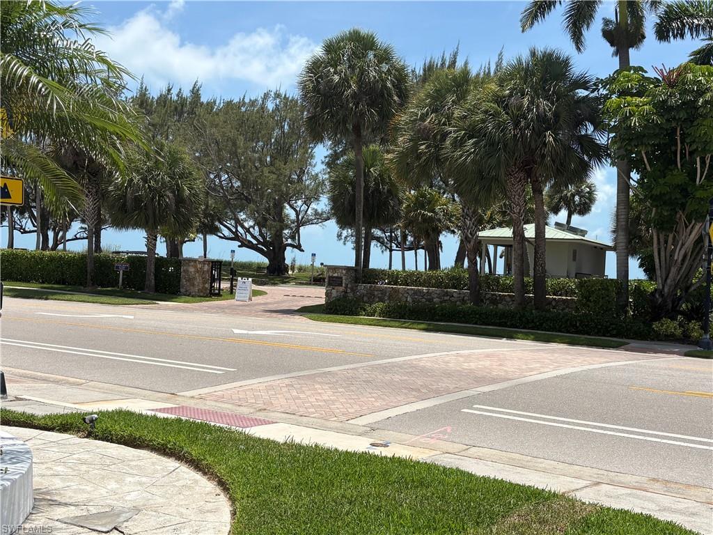 MOORINGS POINT CONDO - Residential Lease