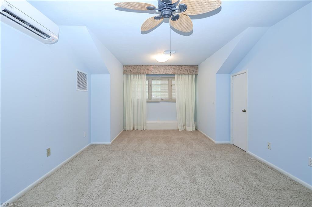PELICAN BAY WOODS - Residential