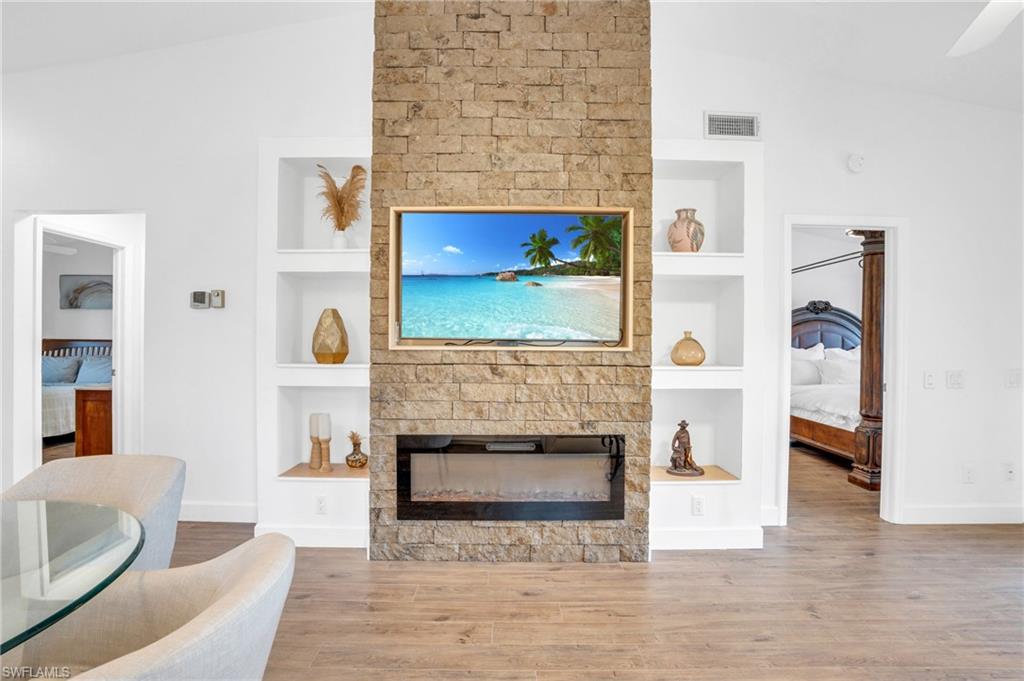 COUNTRY GLEN - Residential
