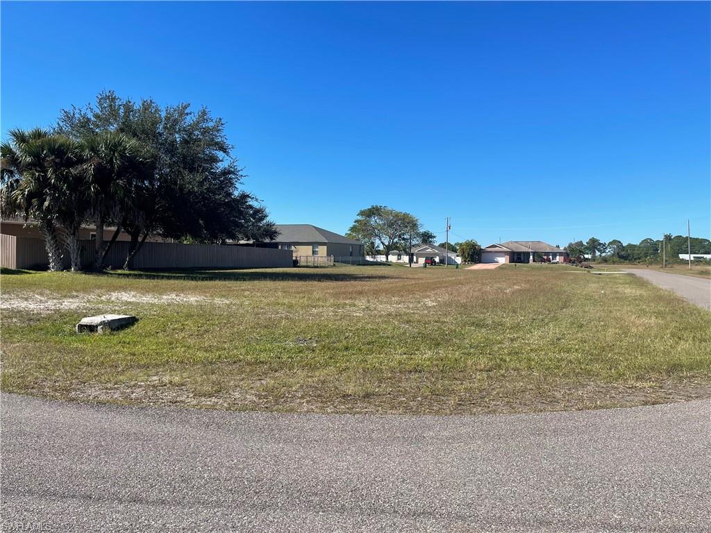 CAPE CORAL - Land