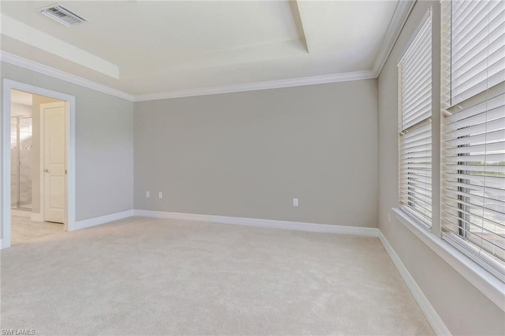 AVERY SQUARE - Residential
