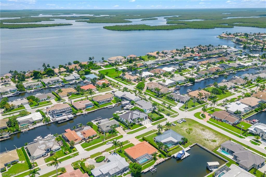 MARCO ISLAND - Residential