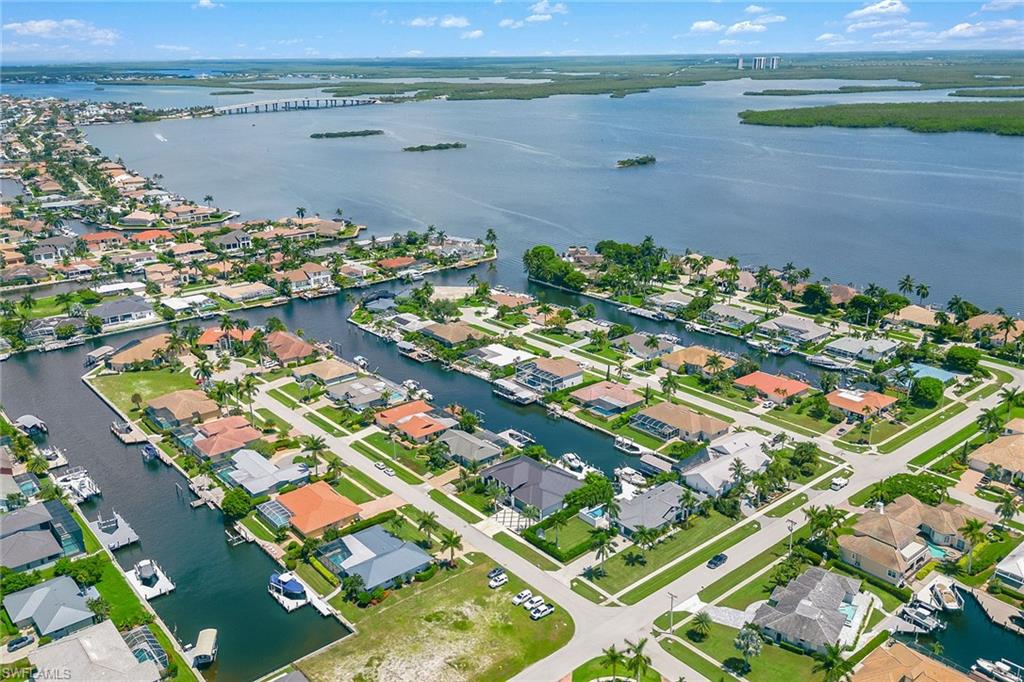 MARCO ISLAND - Residential
