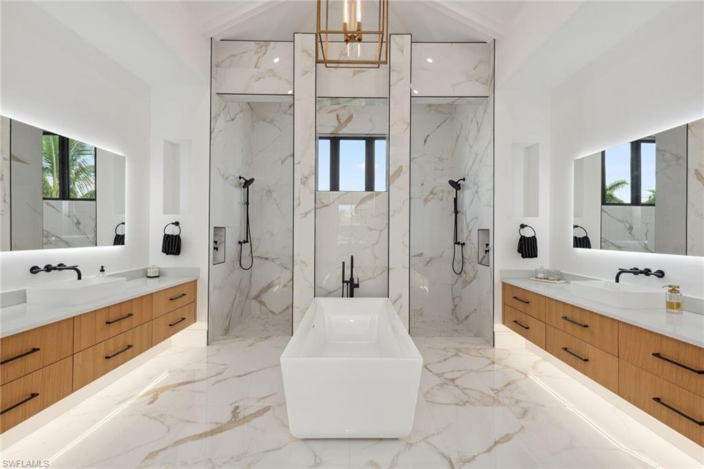 MARCO ISLAND - Residential