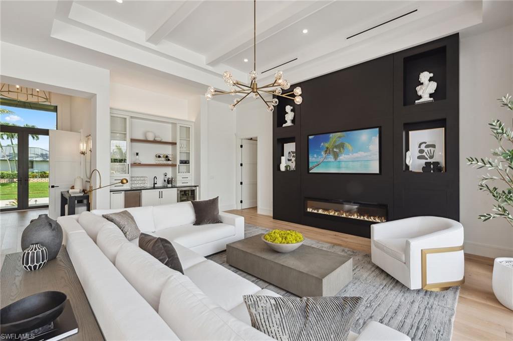 MARCO ISLAND - Residential