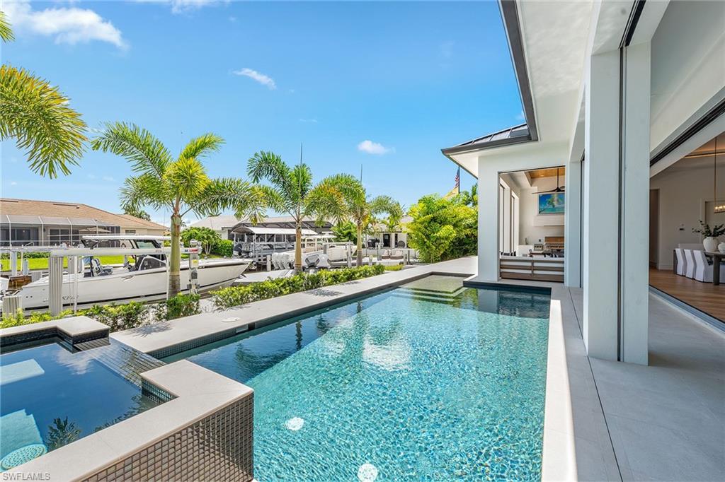 MARCO ISLAND - Residential