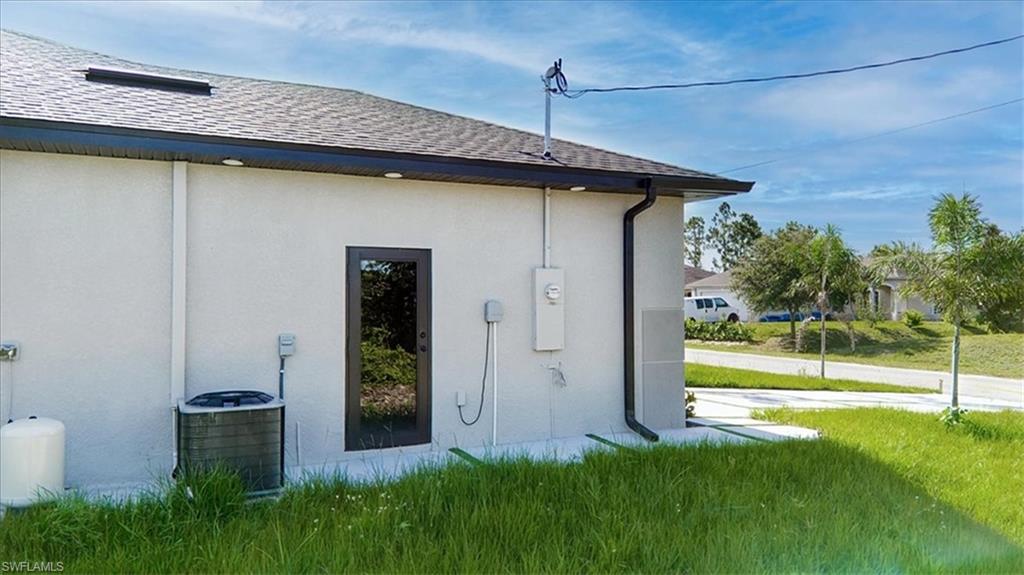 LEHIGH ACRES - Residential
