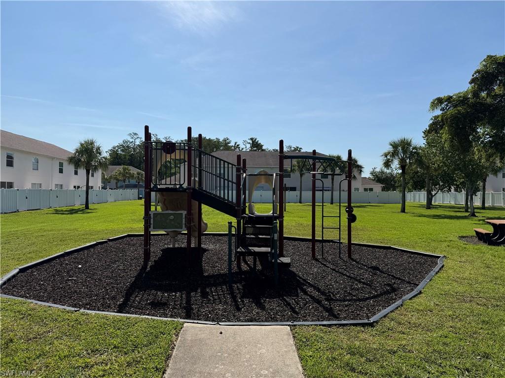 FOREST LAKE TOWNHOMES - Residential