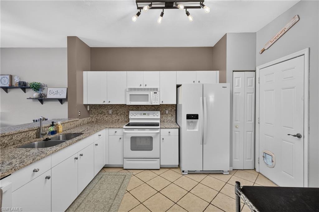 FOREST LAKE TOWNHOMES - Residential