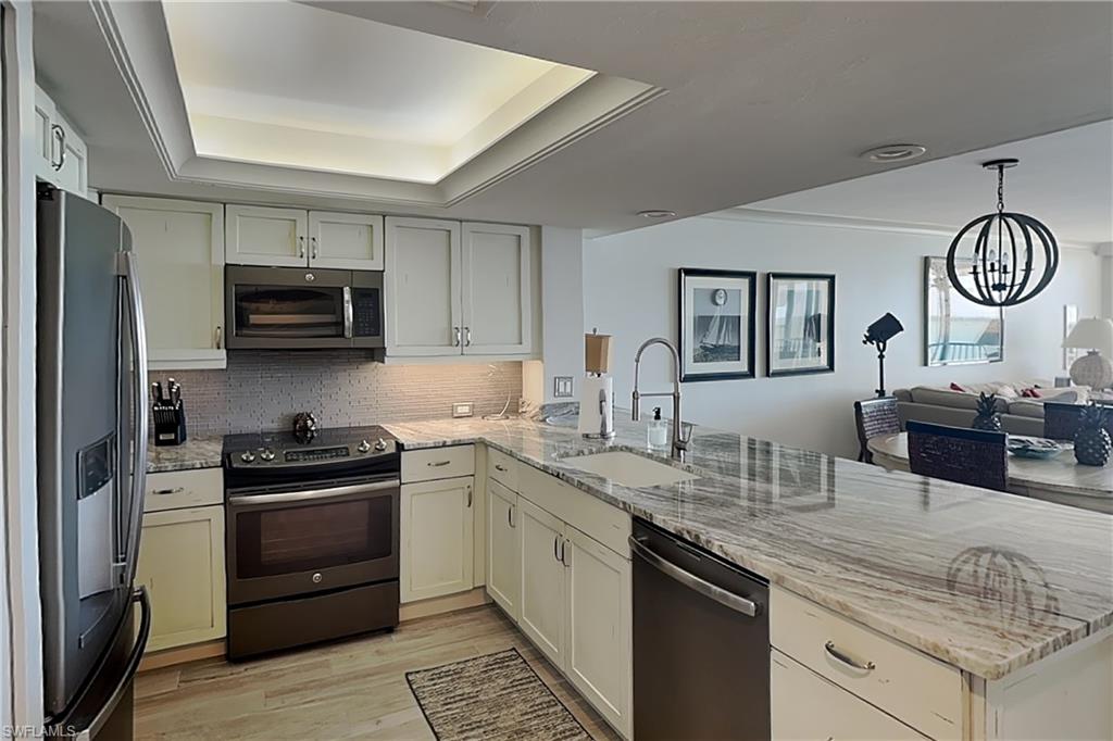 SANIBEL HARBOUR TOWER CONDO - Residential