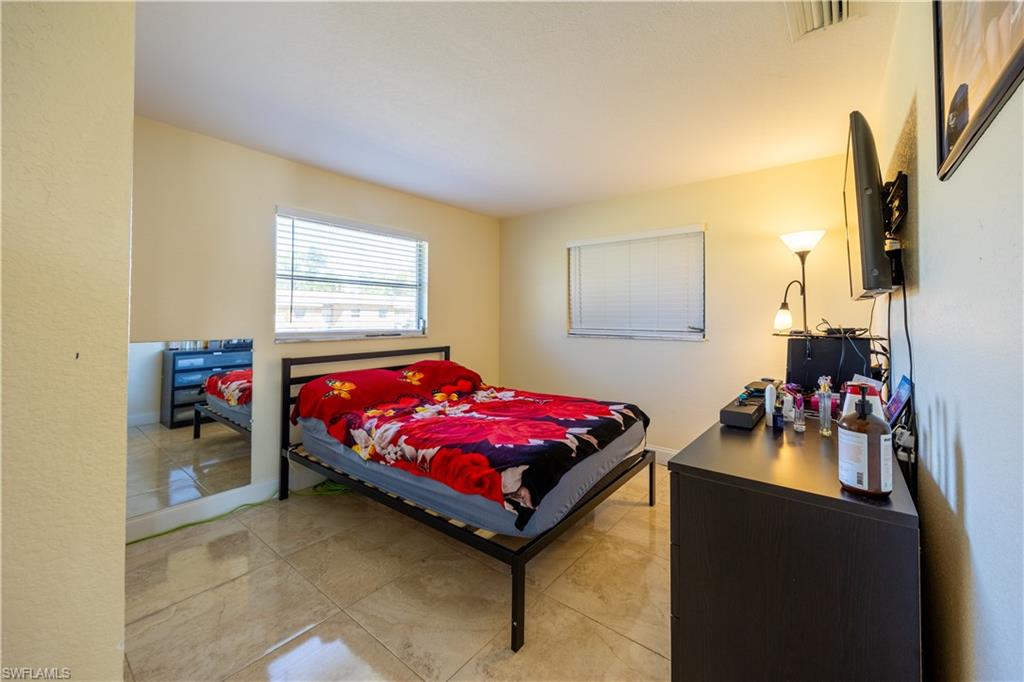 CAPE CORAL - Residential Income