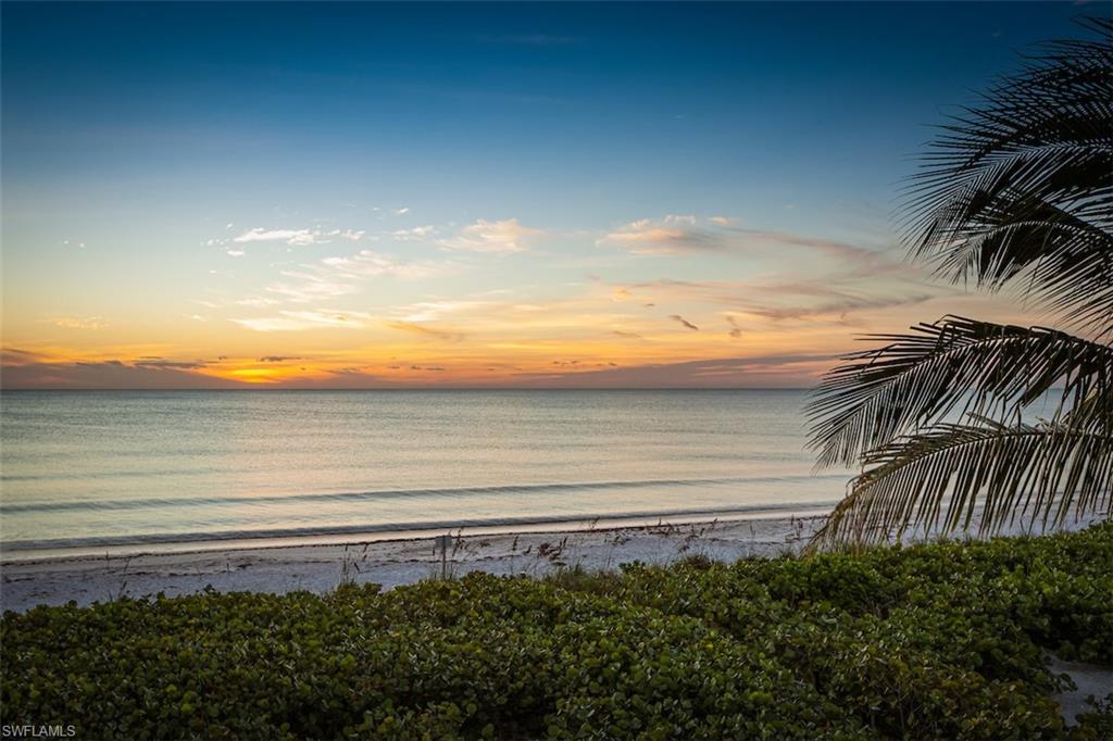 BAREFOOT BEACH - Residential