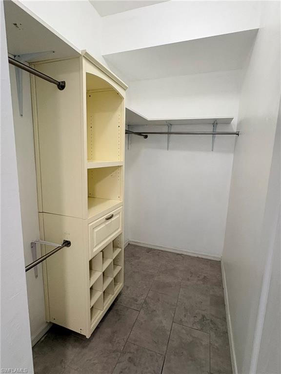 FOREST LAKE TOWNHOMES - Residential Lease