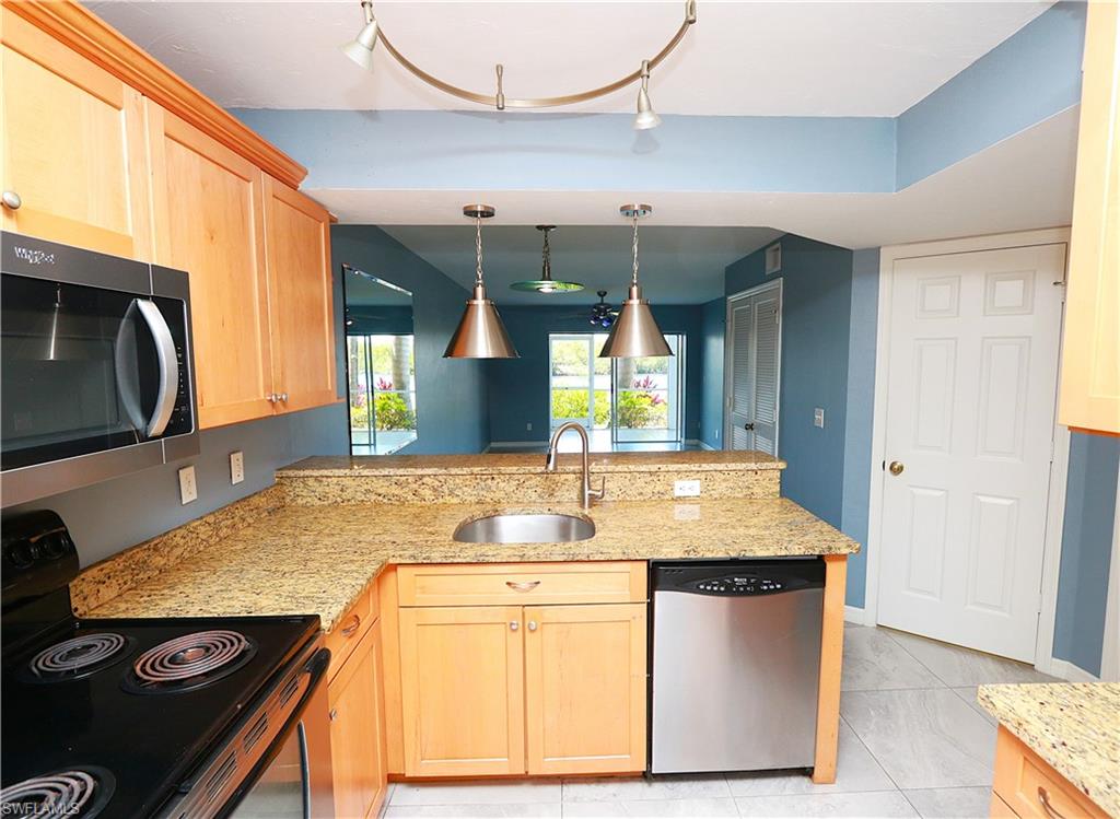 MAINSAIL - Residential Lease
