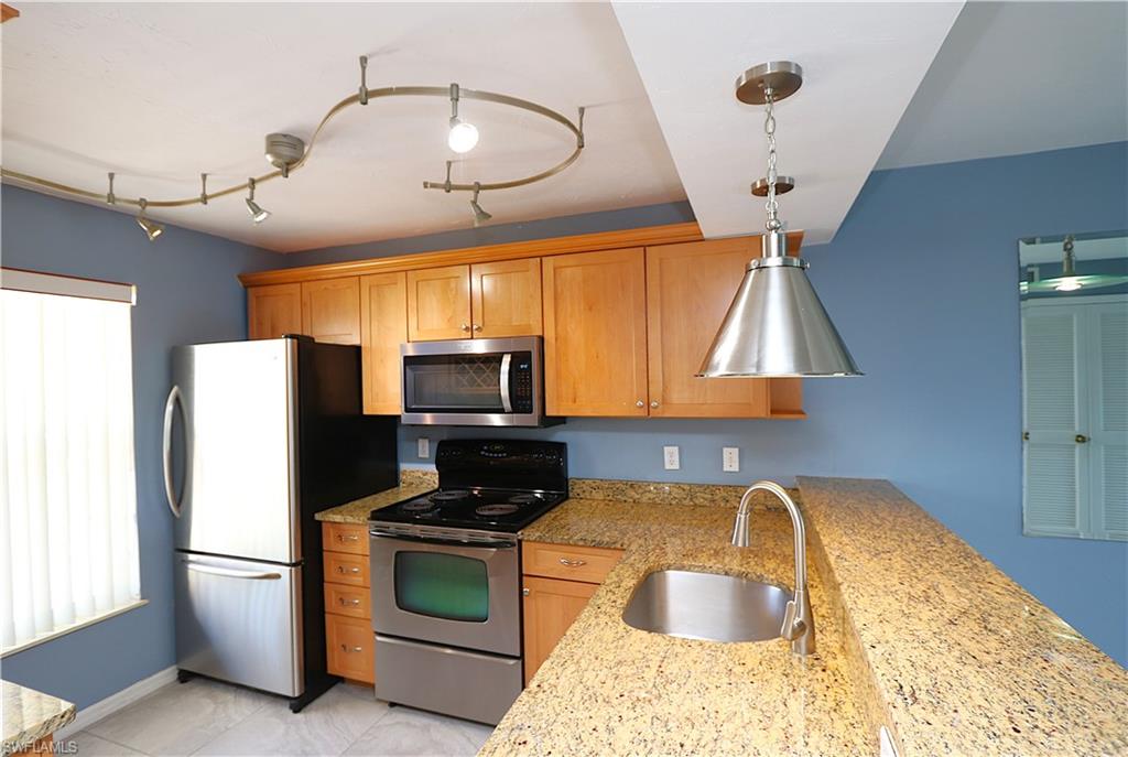 MAINSAIL - Residential Lease