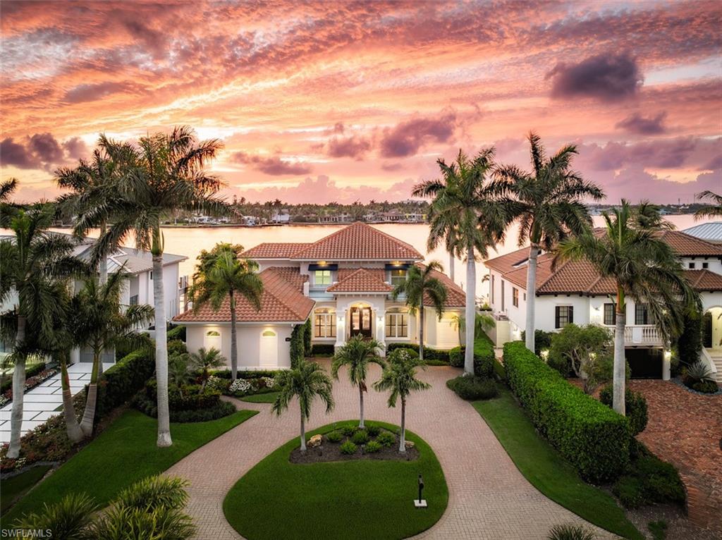 ROYAL HARBOR - Residential