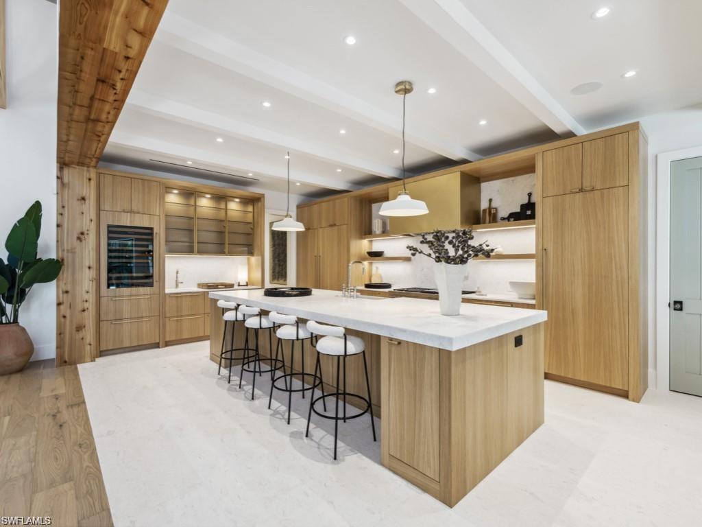 MOORINGS - Residential