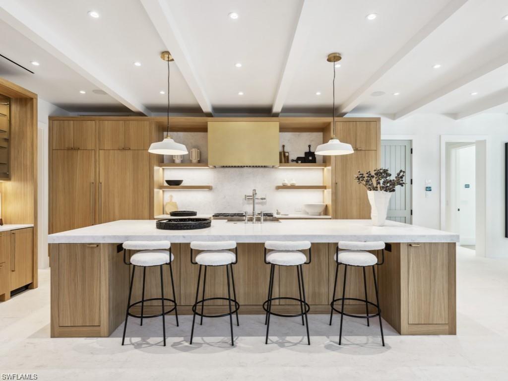 MOORINGS - Residential