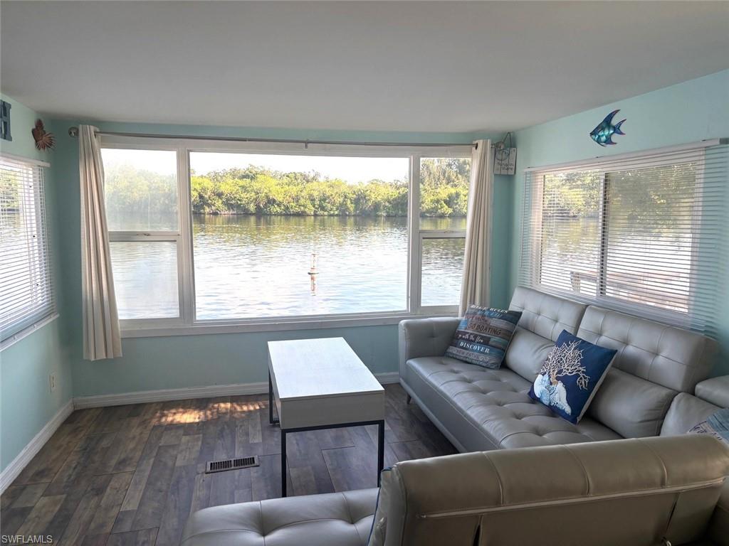 RIVERLAWN TERRACE - Residential