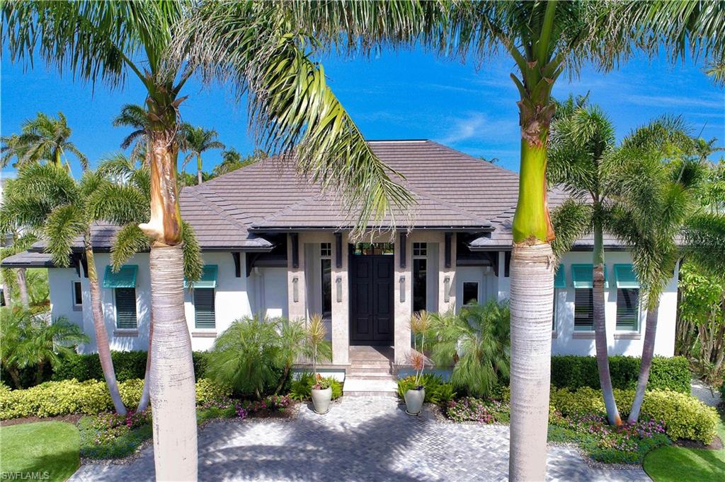 MOORINGS - Residential