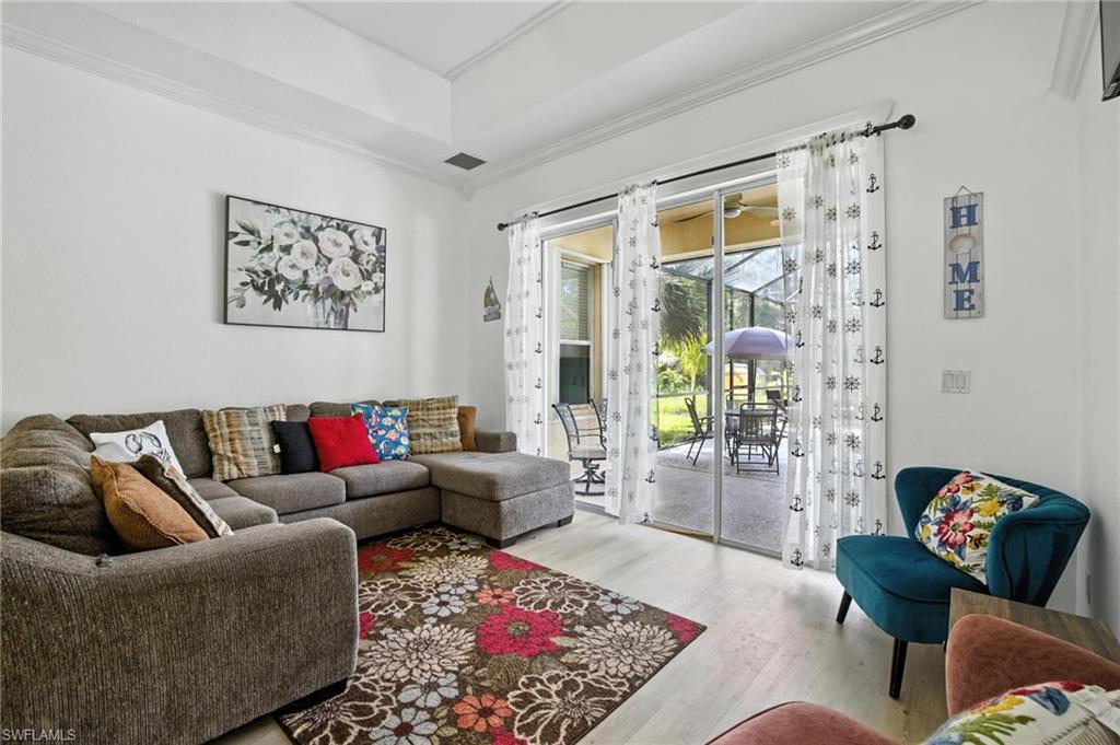 GOLDEN GATE ESTATES - Residential