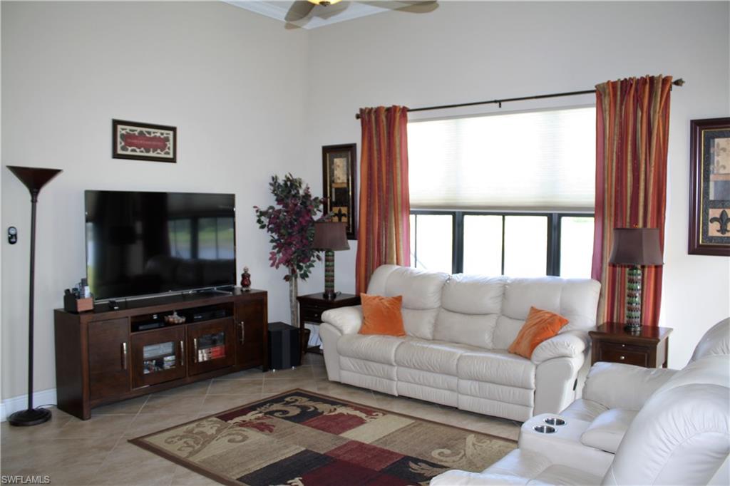 MAPLE RIDGE - Residential