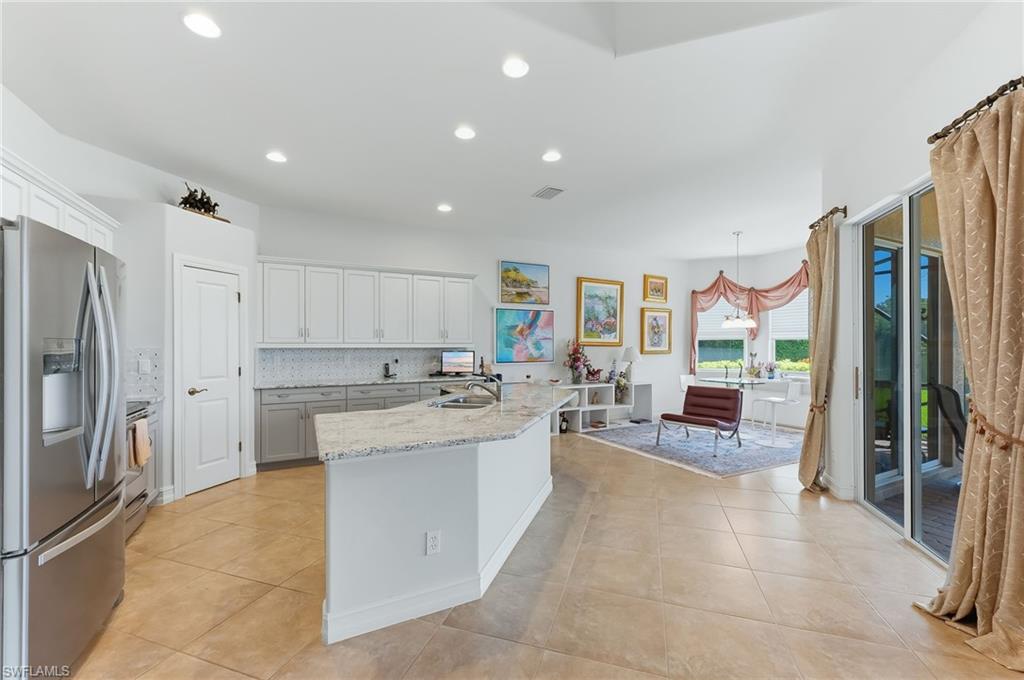 PRESTWICK PLACE - Residential
