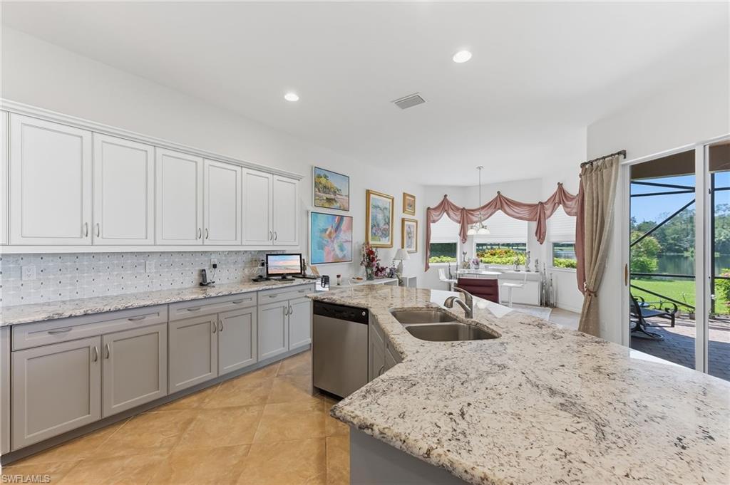 PRESTWICK PLACE - Residential