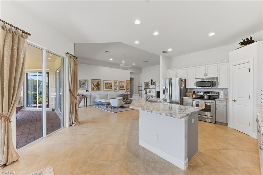 PRESTWICK PLACE - Residential