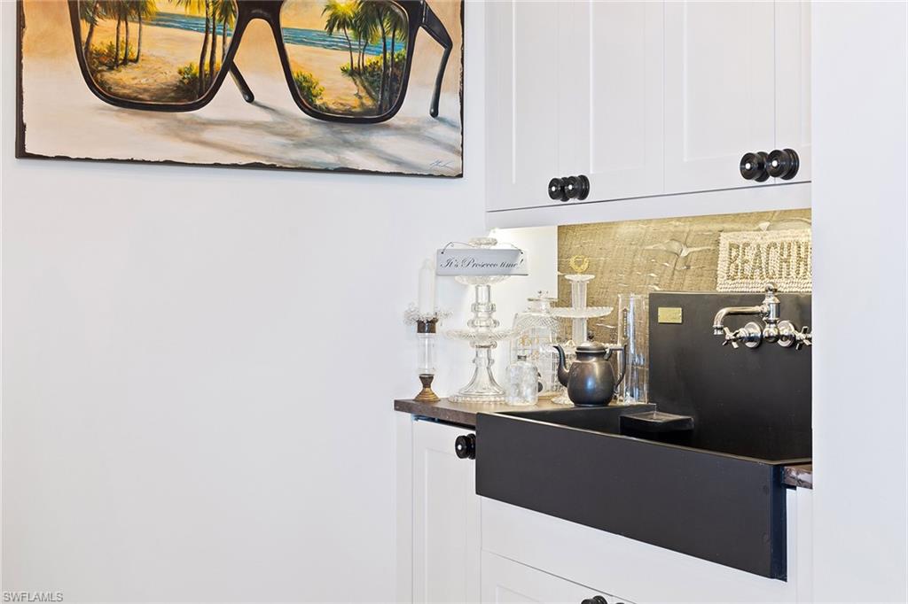 CONTESSA AT BAY COLONY - Residential