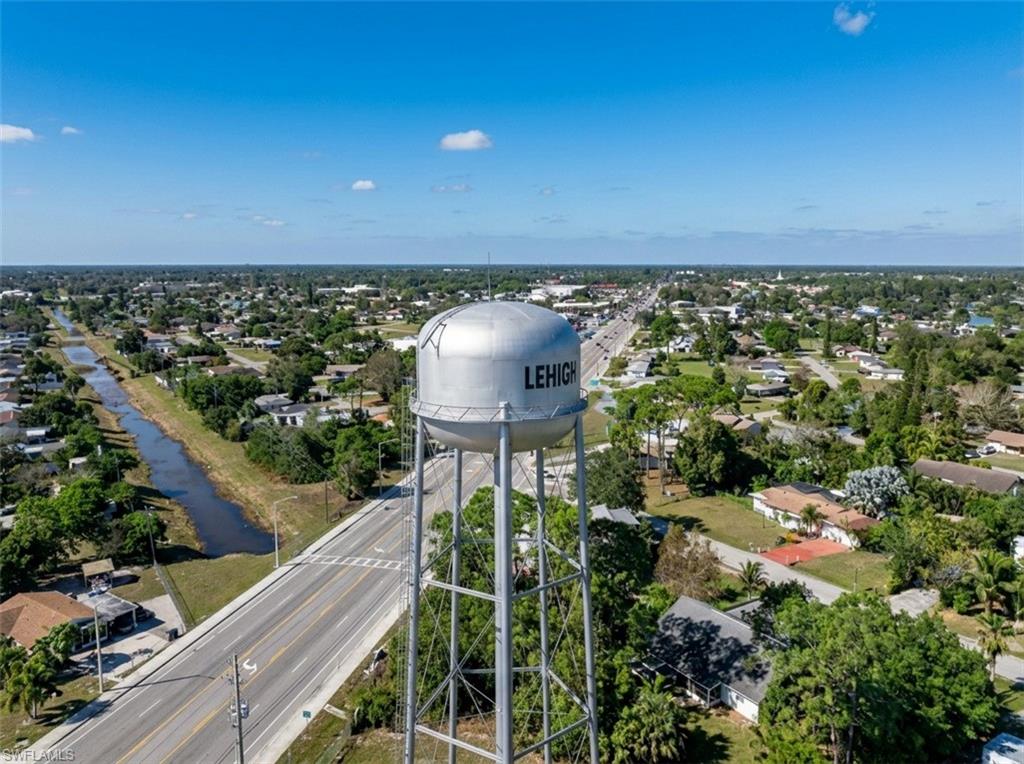 LEHIGH ACRES - Land