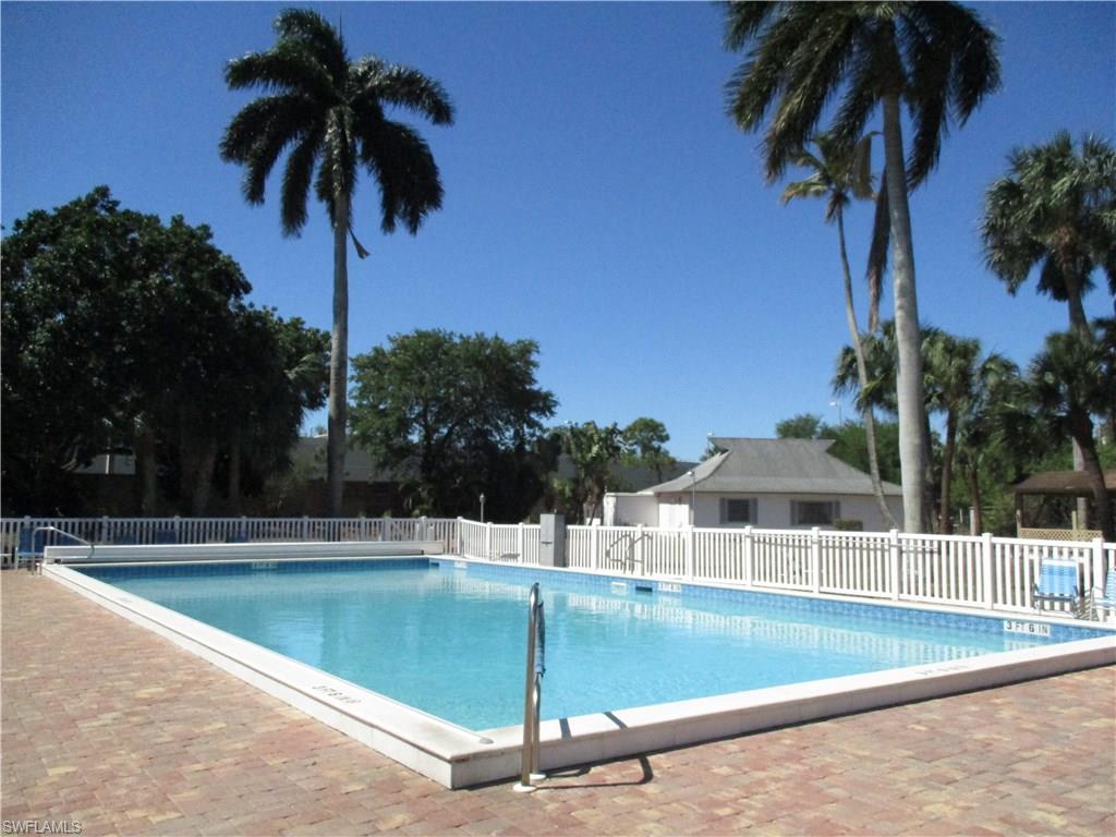 TROPIC TERRACE - Residential