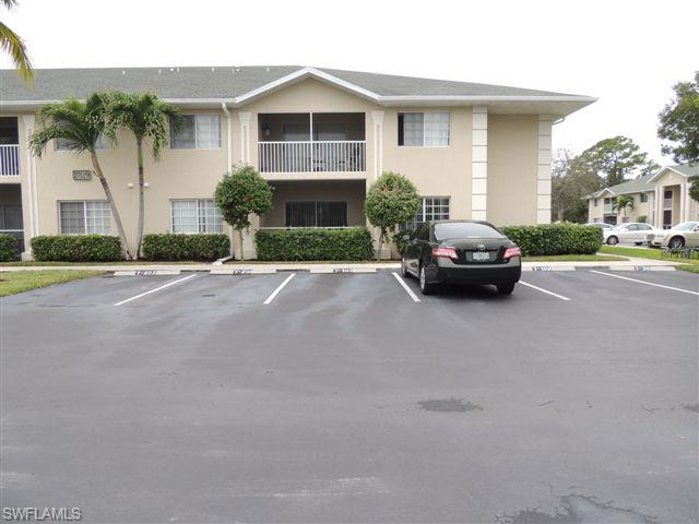FIRST FLOOR CONDOMINIUM IN THE GARDENS OF BONITA SPRINGS. UNIT FEATURES 3 BEDROOMS, 2 BATHROOMS, EAT-IN KITCHEN, LAUNDRY ROOM AND SCREENED LANAI. THE INTERIOR HAS BEEN FRESHLY PAINTED AND NEW CARPET INSTALLED. EASY ACCESS TO MAJOR INTERSTATE 75, SHOPPING, DINING AND BEACHES. THIS IS A FANNIE MAE HOMEPATH PROPERTY.