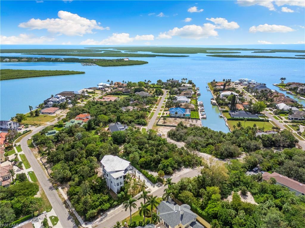 MARCO ISLAND - Land