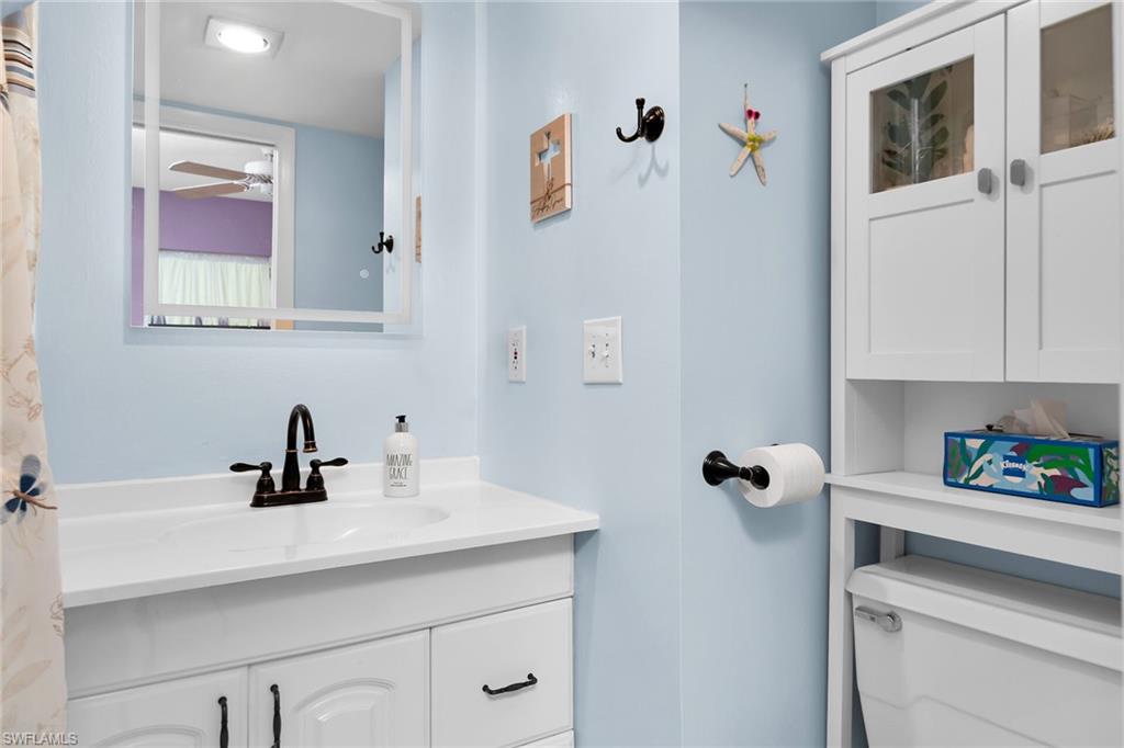 ISLAND MANOR APTS - Residential