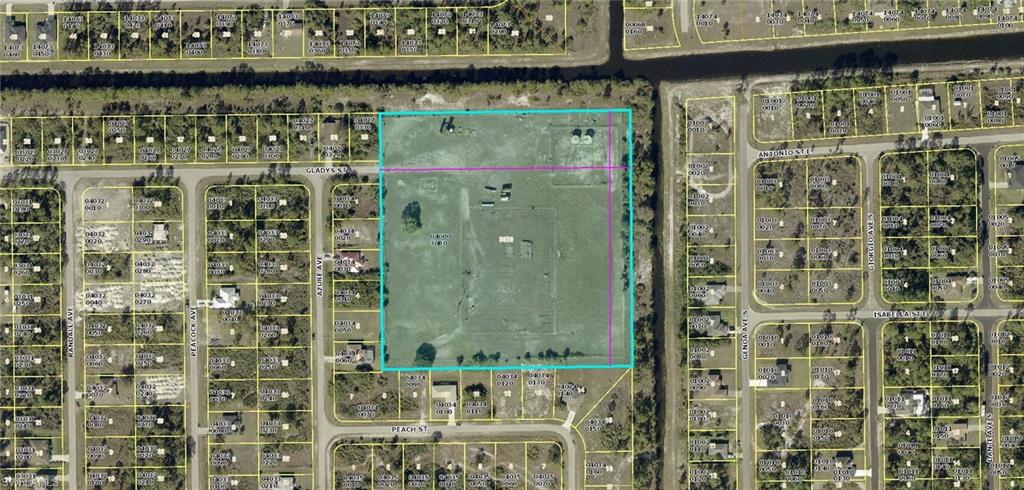LEHIGH ACRES - Land