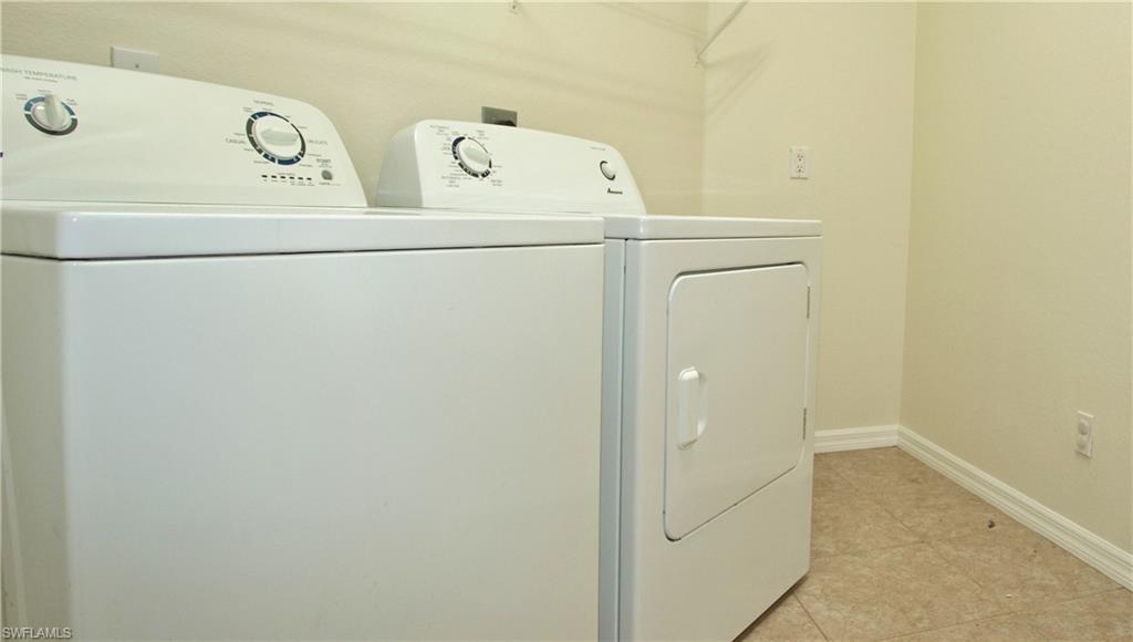 NAPLES VILLAS - Residential Lease
