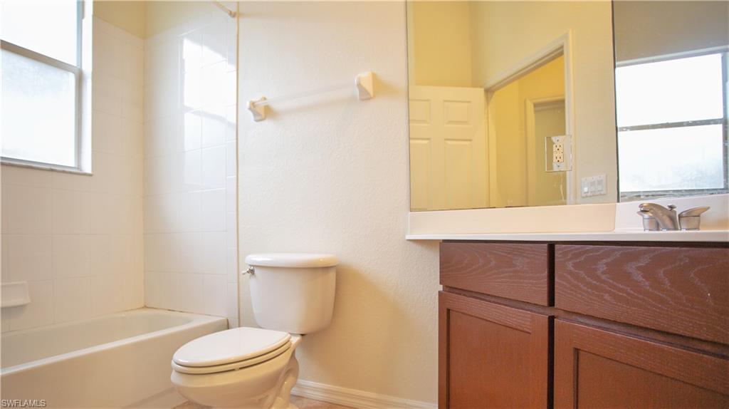 NAPLES VILLAS - Residential Lease